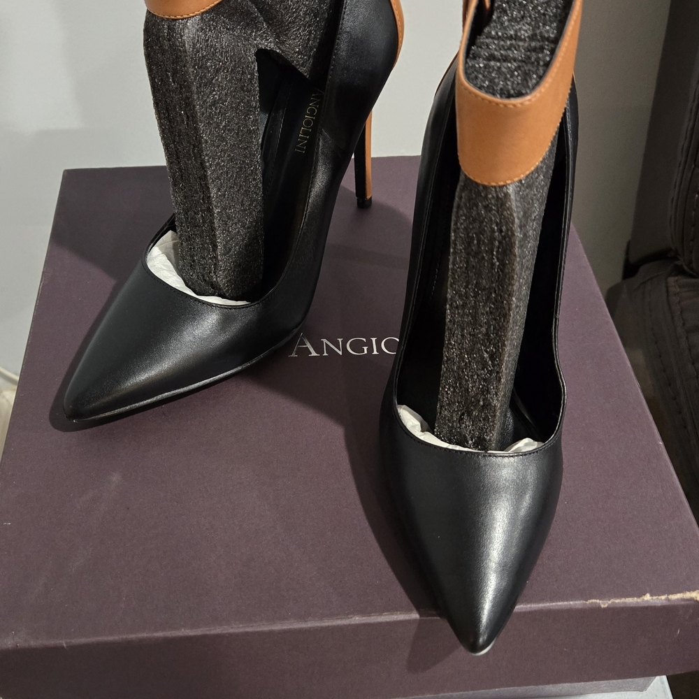 Enzo Angiolini Black and Tan Strappy Heels